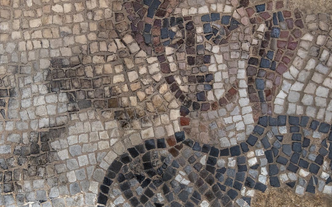 First known depictions of biblical heroines Jael and Deborah uncovered in Israel